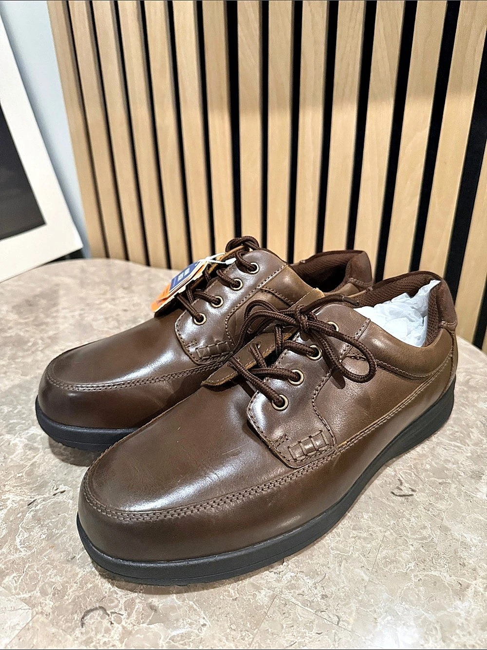 Nunn Bush Cam Oxford Casual Walking Shoe in Brown Crazy Horse BNWT size 11 XW